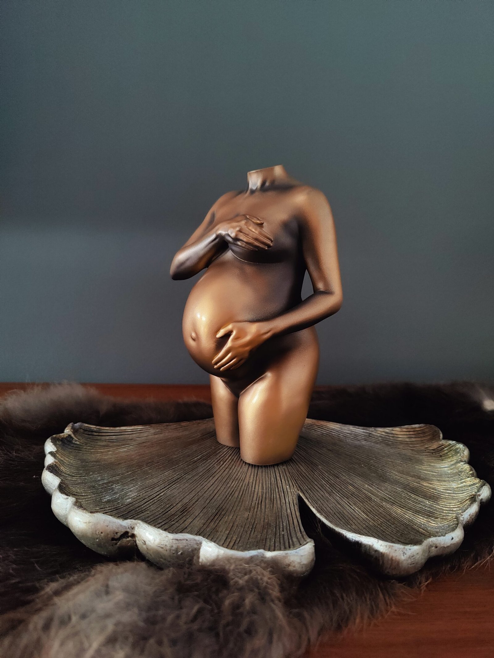 Zwangerschapsbeeldje - Buikbeeldje - Buikbeeld - Zwangerschapsbeeldje - Zwangerschap - Metal Aged Shape - 3D - Zilver - Koper - Brons - Bronzen -Limburg - Brabant - Buik - Zwanger