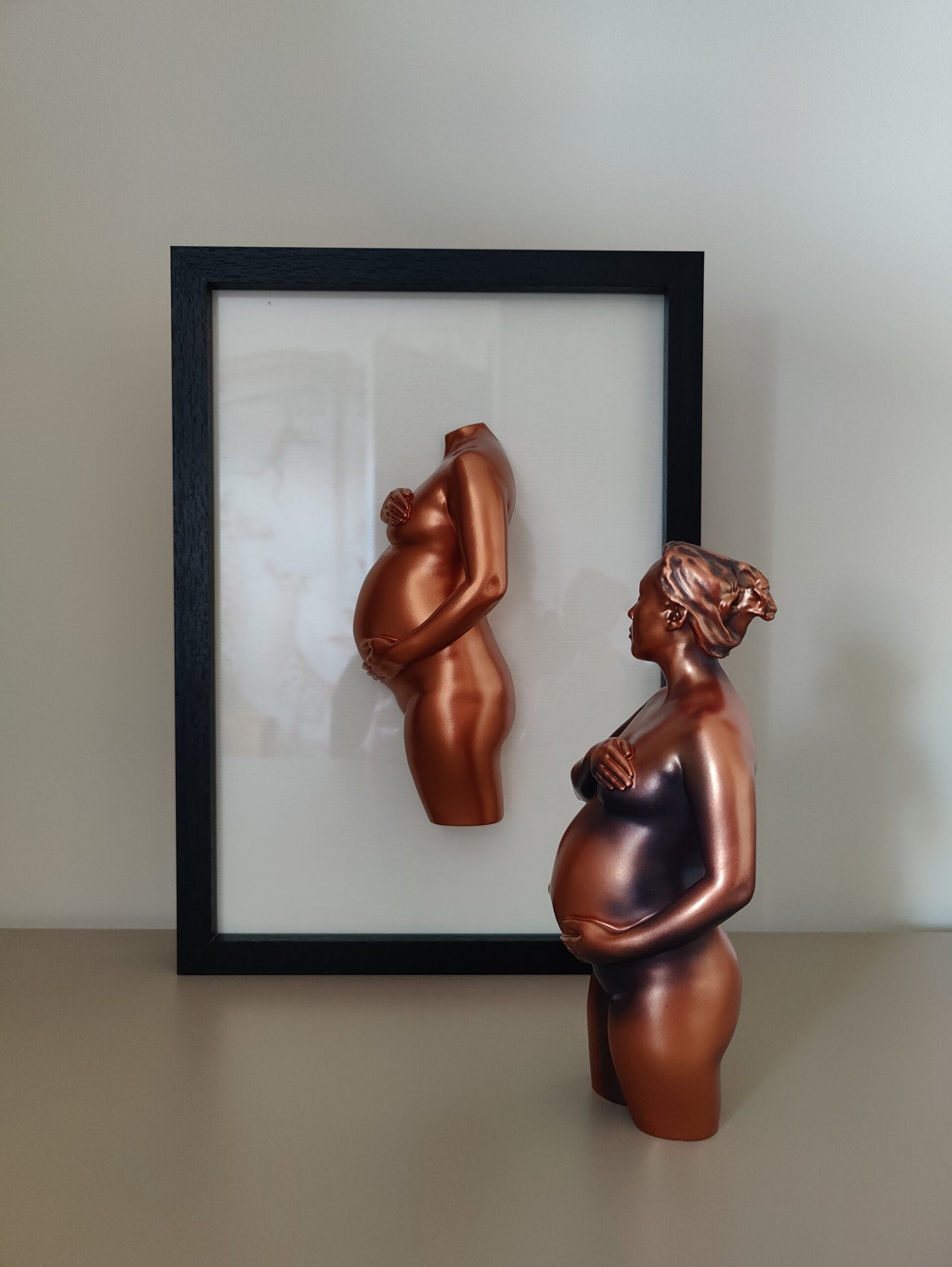 Zwangerschapsbeeldje - Buikbeeldje - Buikbeeld - Zwangerschapsbeeldje - Zwangerschap - Metal Aged Shape - 3D - Zilver - Koper - Brons - Bronzen -Limburg - Brabant - Buik - Zwanger